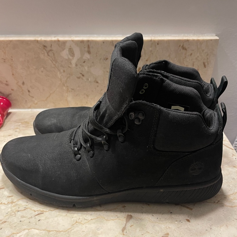 TIMBERLAND BOLTERO HIKER  BOOT A1R1S Shoe size 12 Shoes Like new